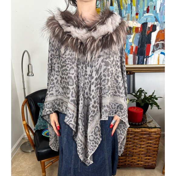 Vintage Roberto Cavalli Grey Leopard Print Poncho